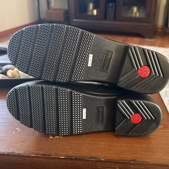 Hunter Black Glossy Winter & Rain Boots - Picture 7 of 7